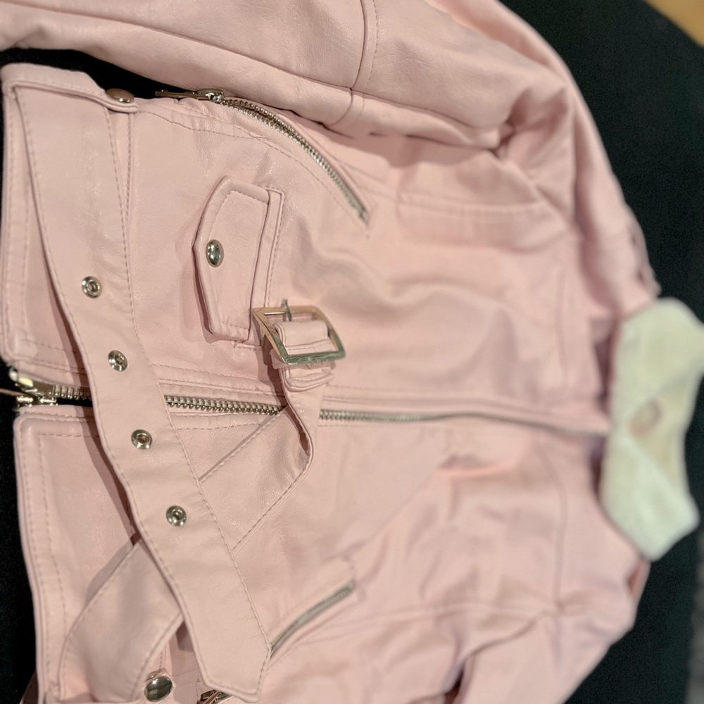 Girls Pink Leather Jacket w/sherpa collar, Used